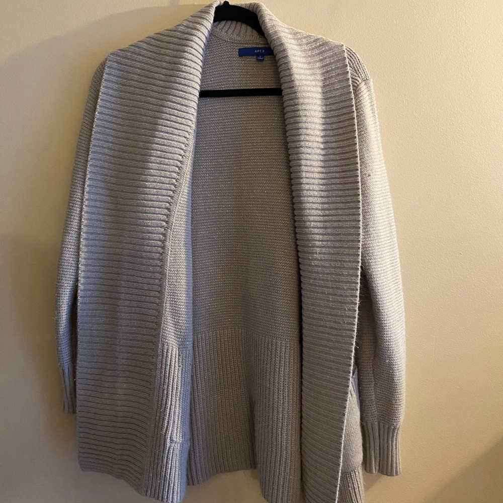 APT. 9 Shimmering Silver Sweater women’s size Lg
